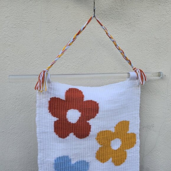 5/$100 SALE - Vintage Mid Century Style Floral Tapestry - Picture 6 of 6